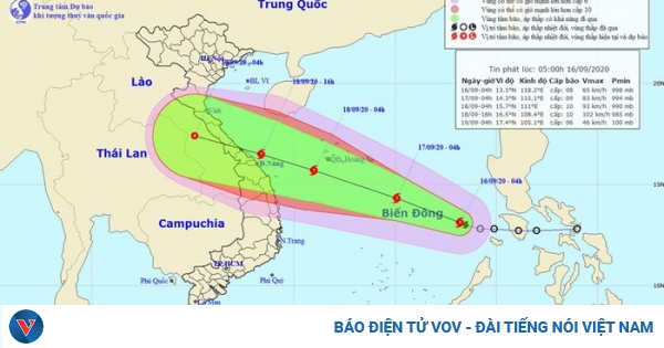 Tropical storm gains strength, heads toward Vietnam